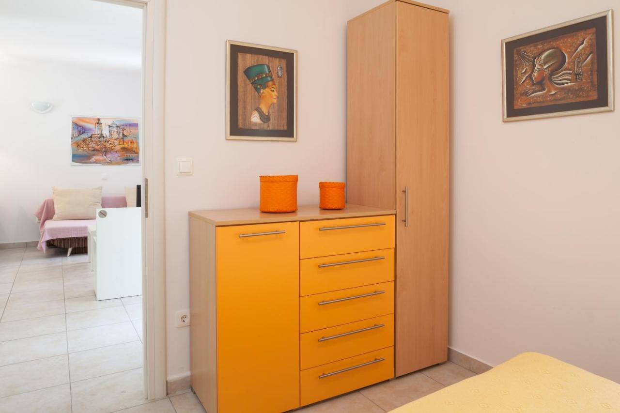 Apartment Bura 1 Makarska Buitenkant foto